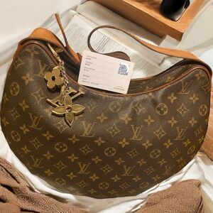 🟤⚜️🟤ICONIC BAG LOUIS VUITTON CROISSANT GM AUTH🟤⚜️🟤SALEEE✅BLACK FRIDAY ✅🤩🥳